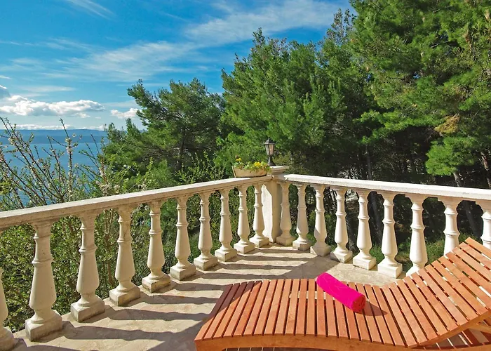 4 Bedroom Cozy In Casa de Férias *